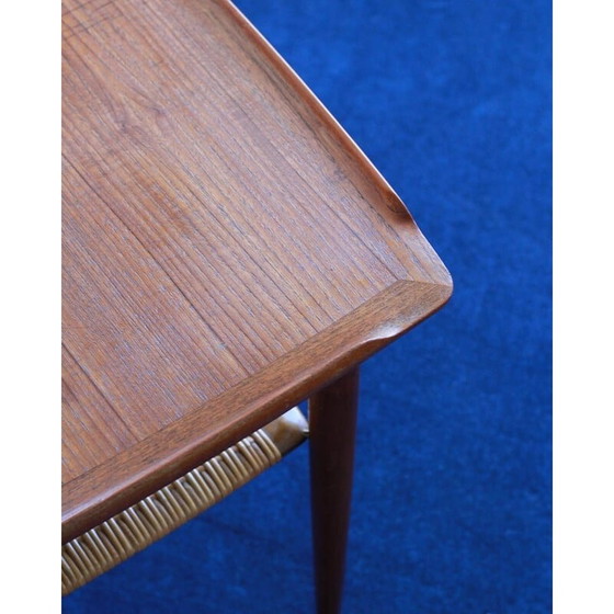 Image 1 of Vintage teakhouten bijzettafel door Poul Jensen voor Selig voor Jensen, 1960