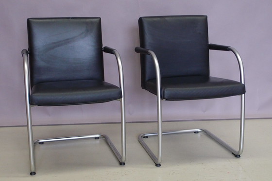 Image 1 of 2x Vitra fauteuil