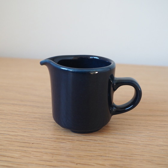 Image 1 of Vintage Arabia Finland Blauw Melkkannetje