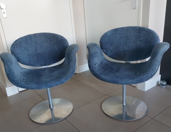 Image 1 of 4x Artifort Little Tulip Draaifauteuil Blauw