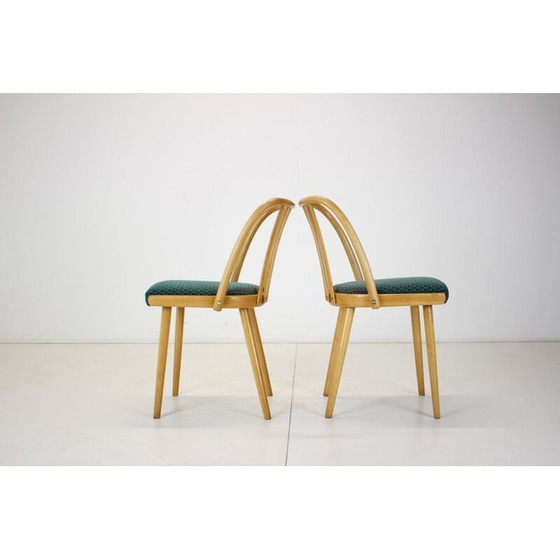 Image 1 of Set van 4 vintage houten en stoffen eetkamerstoelen van Antonin Suman, Tsjecho-Slowakije 1960