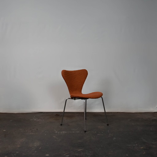 4x Fritz hansen vlinderstoelen gestoffeerd