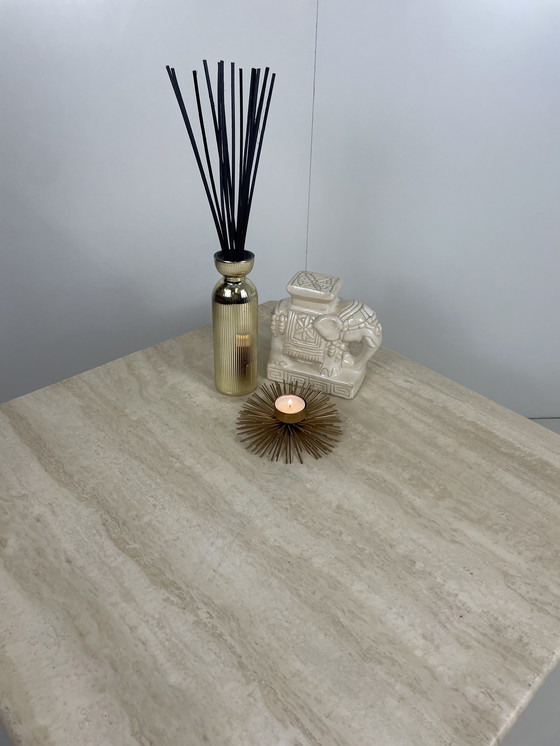 Image 1 of Vintage travertine bijzettafel / salontafel 