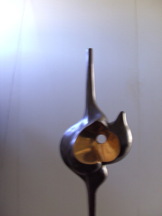 Image 1 of Flair bronzen beeld Louis Wierts