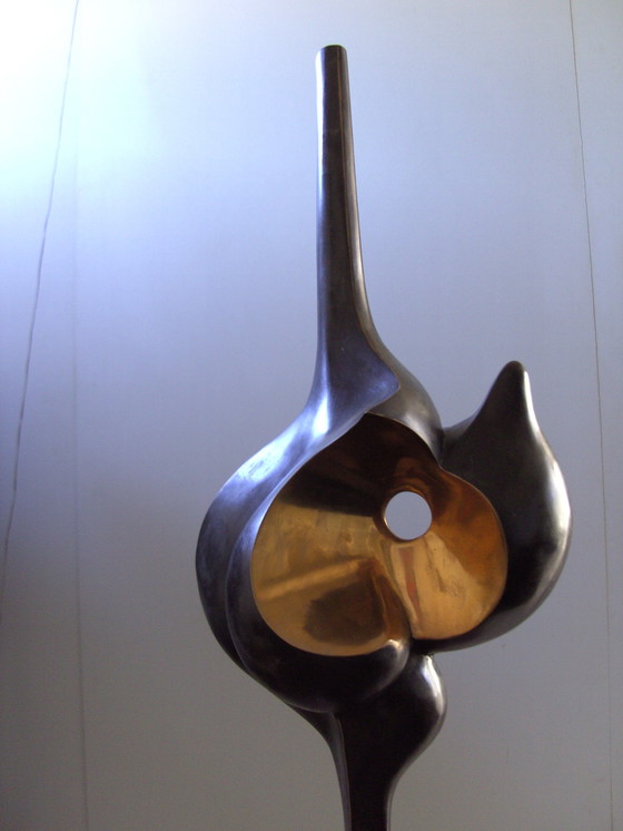 Image 1 of Flair bronzen beeld Louis Wierts