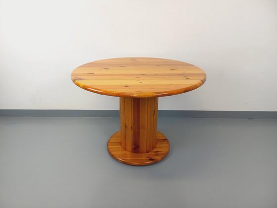 Image 1 of Vintage Scandinavische ronde grenen eettafel jaren 60-70 met verlengstukken