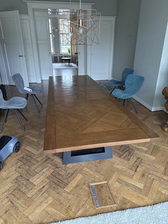 Image 1 of Eettafel Van Michel Ferrand