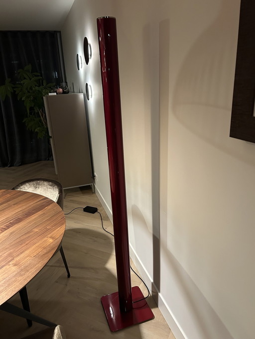 Artemide Ilio Vloer Lamp Bij E. Gismondi Rubin Red