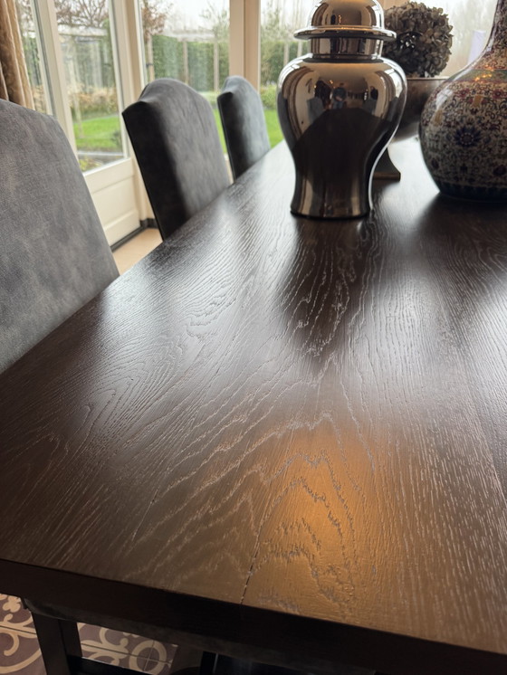 Image 1 of Houten Eet Tafel 6 Gestoffeerde Stoelen