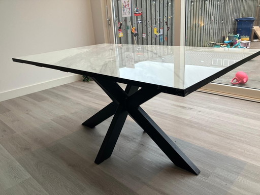 Marmer Carrara Eettafel (1X), Eetkamerstoelen (4X)