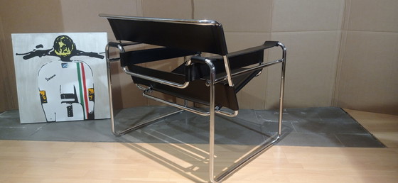 Image 1 of Knoll Wassily stoel van Marcel Breuer