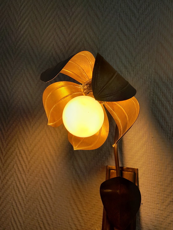 Image 1 of Wandlamp Bloem in verguld messing Stijl Jansen 1960