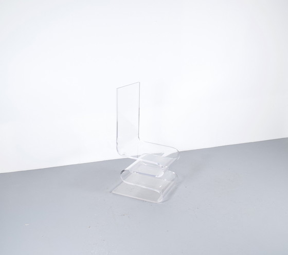 Image 1 of Imposante 70's plexiglas stoel