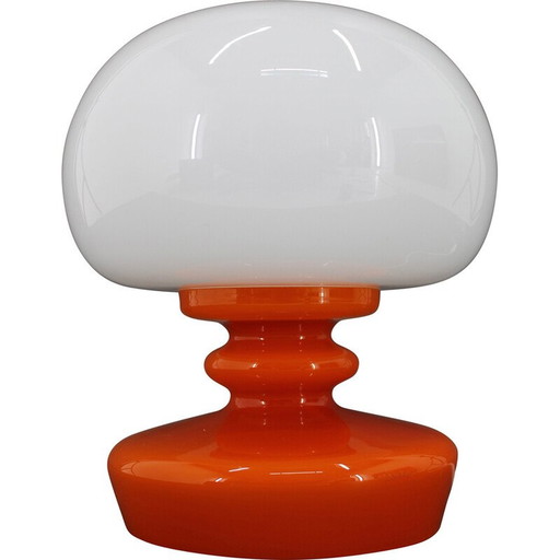 Vintage paddestoel tafellamp in opaline glas van Stepan Tabery, Tsjecho-Slowakije 1970