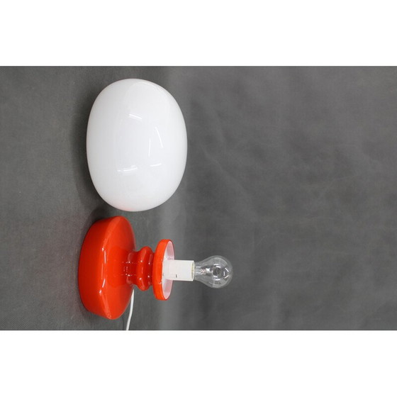 Image 1 of Vintage paddestoel tafellamp in opaline glas van Stepan Tabery, Tsjecho-Slowakije 1970
