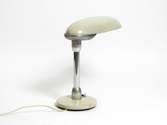 Image 1 of Grote zeer zeldzame zware 1940 Streamline Design tafellamp uit de VS