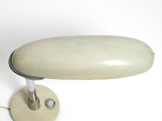 Image 1 of Grote zeer zeldzame zware 1940 Streamline Design tafellamp uit de VS