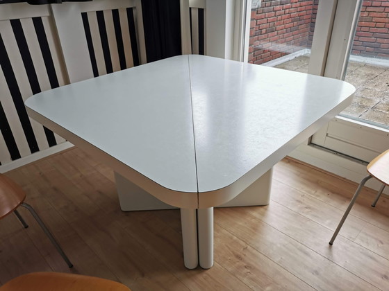 Image 1 of Witte Postmoderne Design Tafel