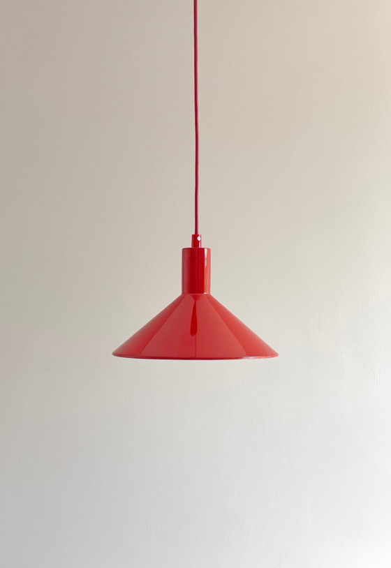 Image 1 of Vintage Deens Design Lamp ‘Super Light’ rood