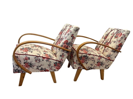 Image 1 of Paar Halabala stoelen gerestaureerd, wit met bloemen