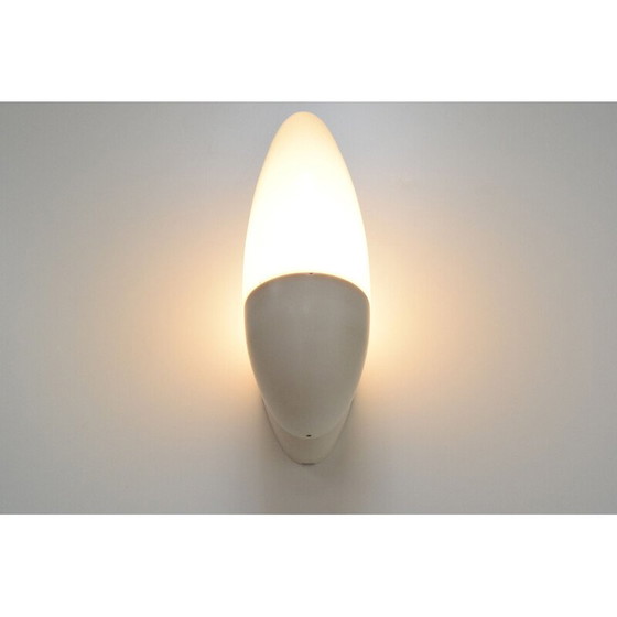 Image 1 of Vintage wandlamp van melkglas en kunststof, Tsjechoslowakije 1970