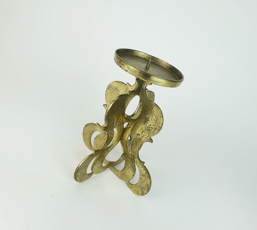 Decoratieve 1960s 70s Mid Century Brutalistisch Messing Kandelaar Voor Een Grote Kaars