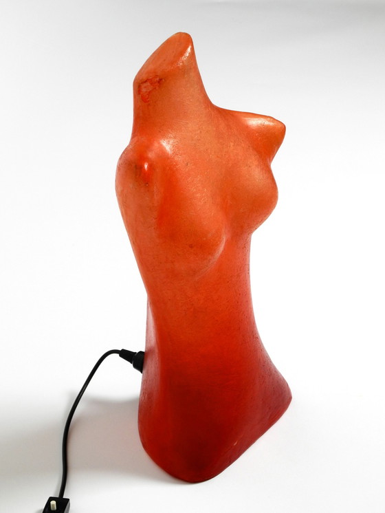 Image 1 of Uitzonderlijke 1960 vrouwen torso tafellamp van glasvezel in rood