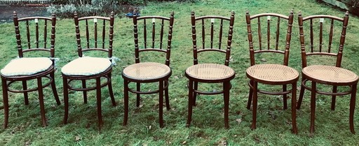 6 Thonet Bistrostoelen