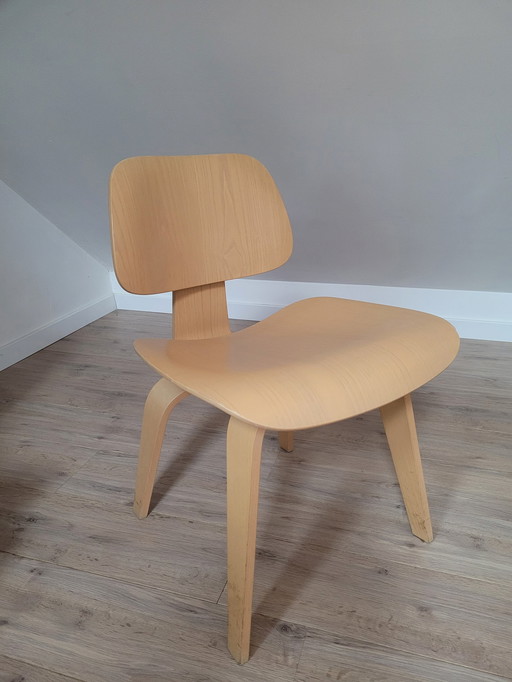 4X Stoel Dcw Charles Eames Vitra