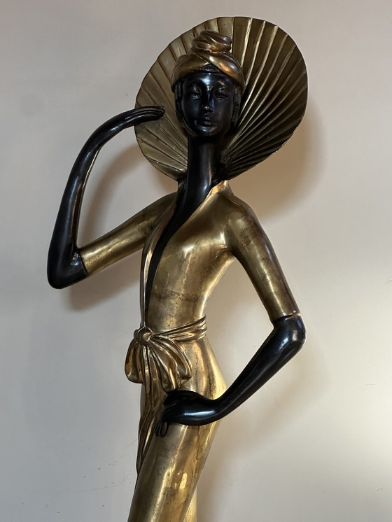 Image 1 of Elegant Art Deco Bronzen Sculptuur