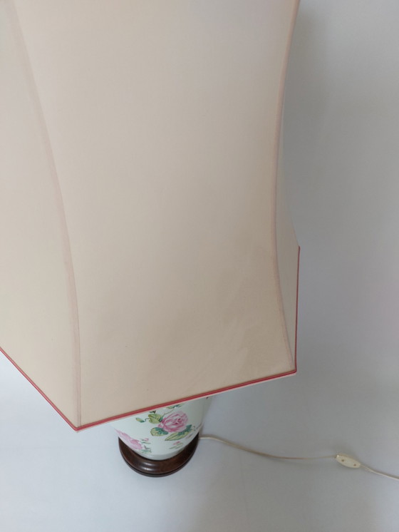 Image 1 of Vistra Alegra epoque porcelain flower table lamp