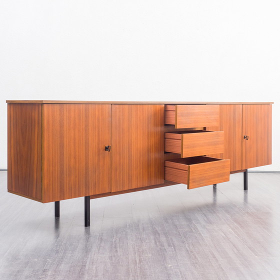 Image 1 of Jaren '60 dressoir, walnoot, 248cm, gerestaureerd