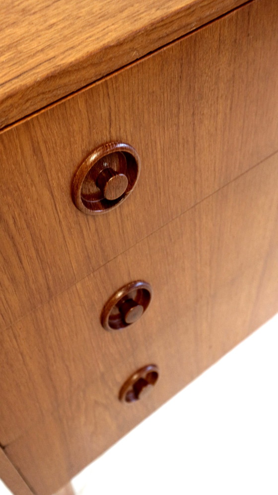 Image 1 of Vintage ladekast met 3 lades