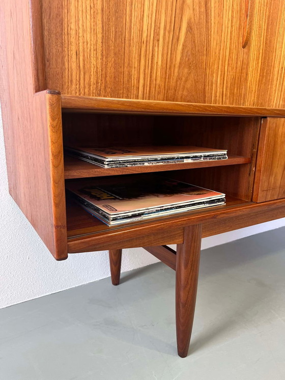 Image 1 of Vintage Deens highboard