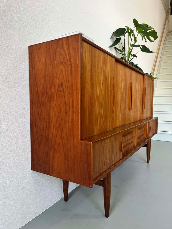 Image 1 of Vintage Deens highboard