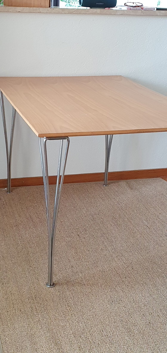 Image 1 of Fritz Hansen tafel + 4x vlinderstoel