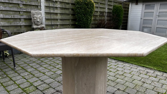 Image 1 of Vintage Travertine Eettafel Octagonaal