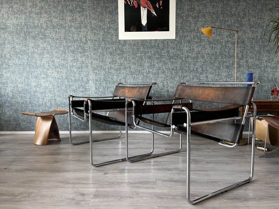 Image 1 of 2x Bononia/Gavina Wassily B3 Stoelen van Marcel Breuer