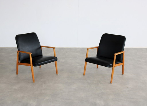 2x vintage armchairs