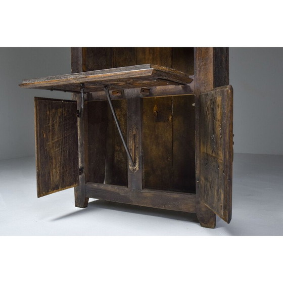 Image 1 of Vintage kast "volkskunstwerk" in massief hout, Frankrijk 1800