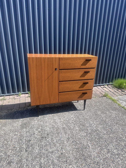 Vintage kastje dressoir halkast