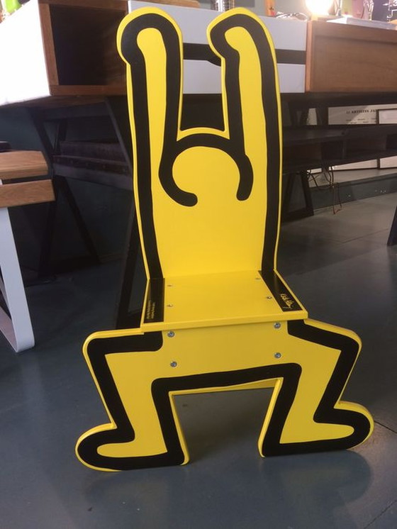 Image 1 of Keith Haring kinderstoel / decoratief object geel