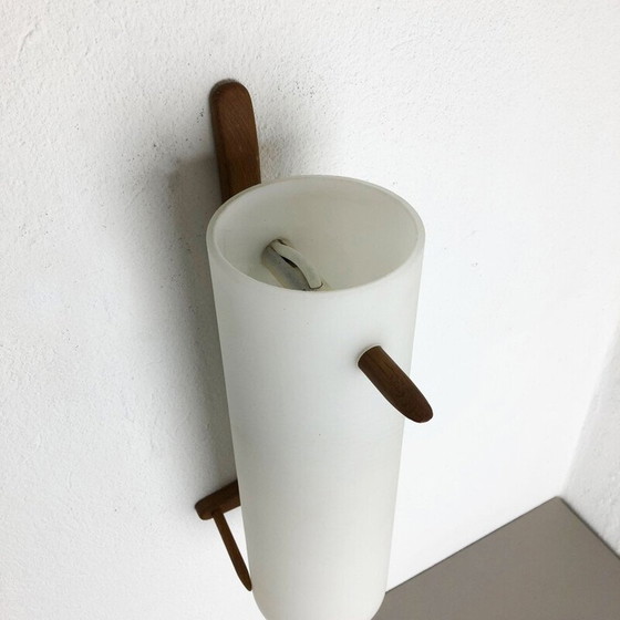 Image 1 of Scandinavische vintage wandlamp van teakhout en glas door Uno en Östen Kristiquil voor Luxus, Zweden 1960