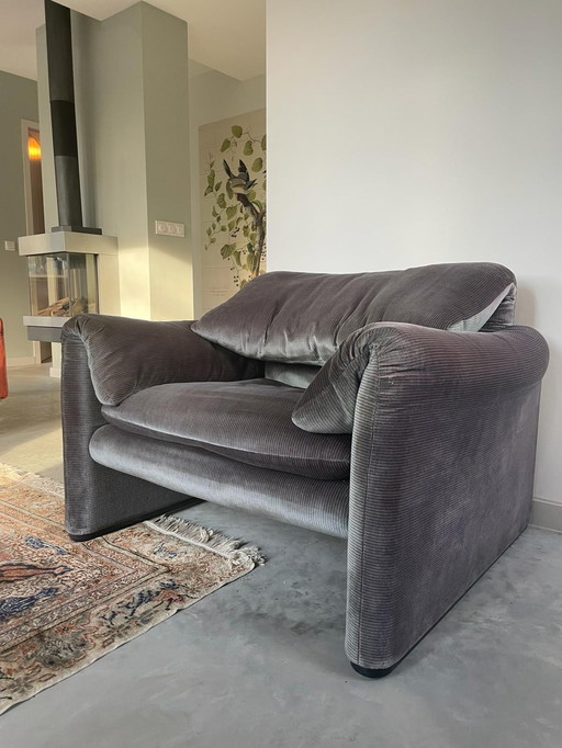 Cassina Maralunga fauteuil