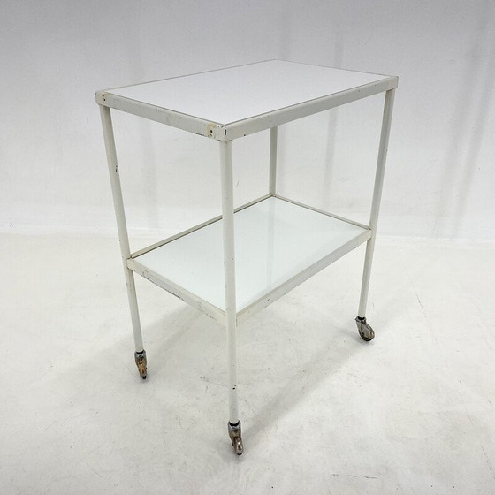 Image 1 of Vintage ziekenhuis trolley met opaxiet glas, 1950