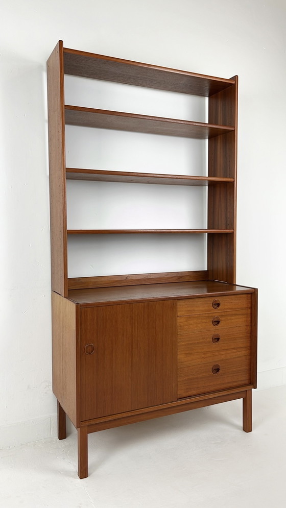 Image 1 of Zweedse Vintage Boekenkast Van Teak Fineer