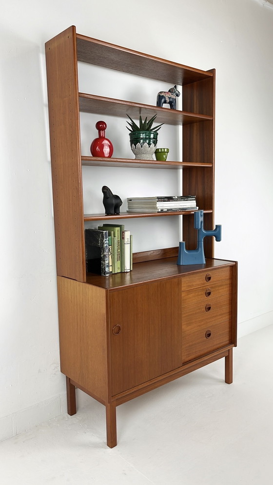 Image 1 of Zweedse Vintage Boekenkast Van Teak Fineer