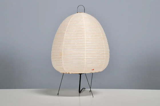 Image 1 of Ozeki Akari Tafellamp van Isamu Noguchi