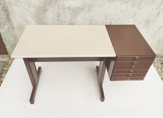 Image 1 of Ettore Sottsass Klein bureau voor Olivetti Synthese