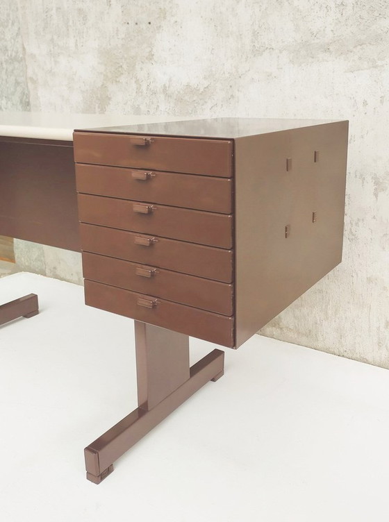 Image 1 of Ettore Sottsass Klein bureau voor Olivetti Synthese